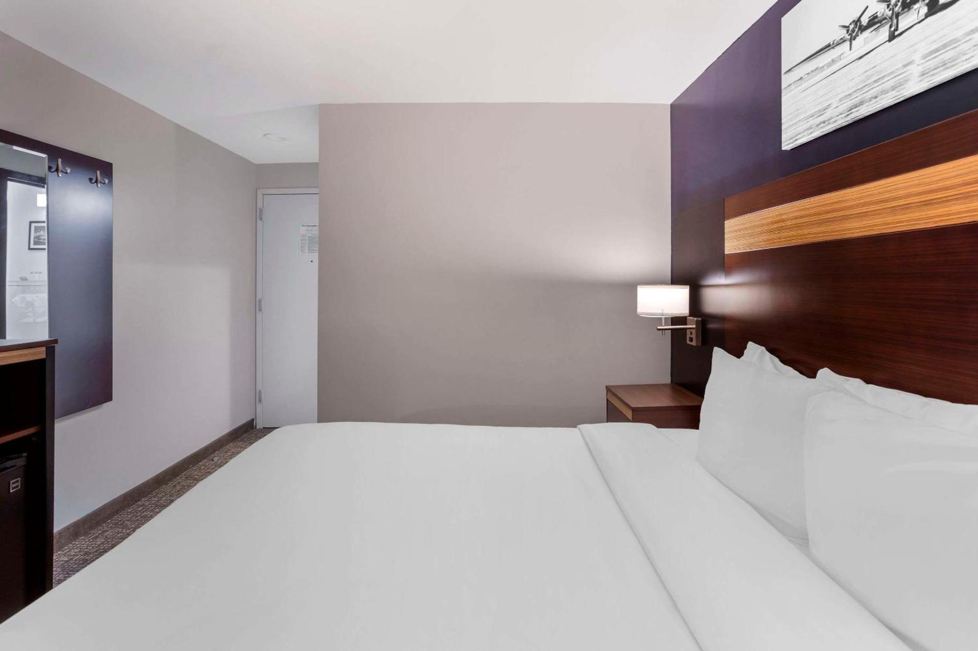 Avion Inn Near Lga Airport, Ascend Hotel Collection New York Eksteriør billede
