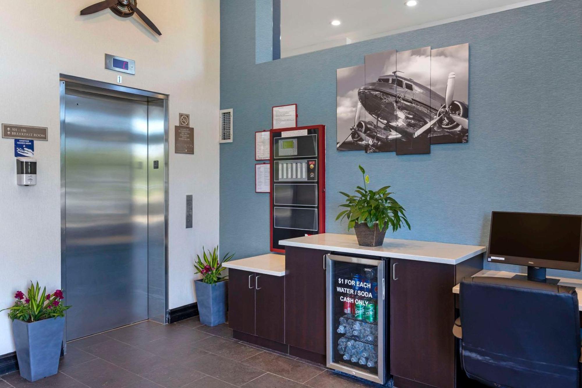Avion Inn Near Lga Airport, Ascend Hotel Collection New York Eksteriør billede